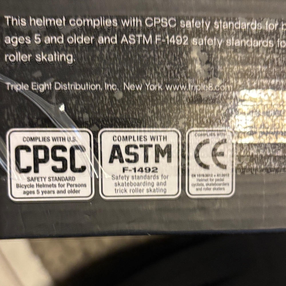 Dual Certified Helmet - Black Zest Gloss - Picture 4 of 4